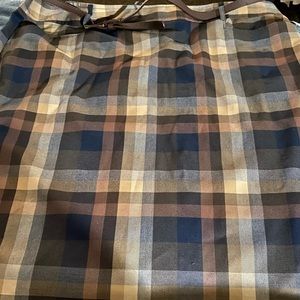 BRAND NEW!! Fall plaid skirt
